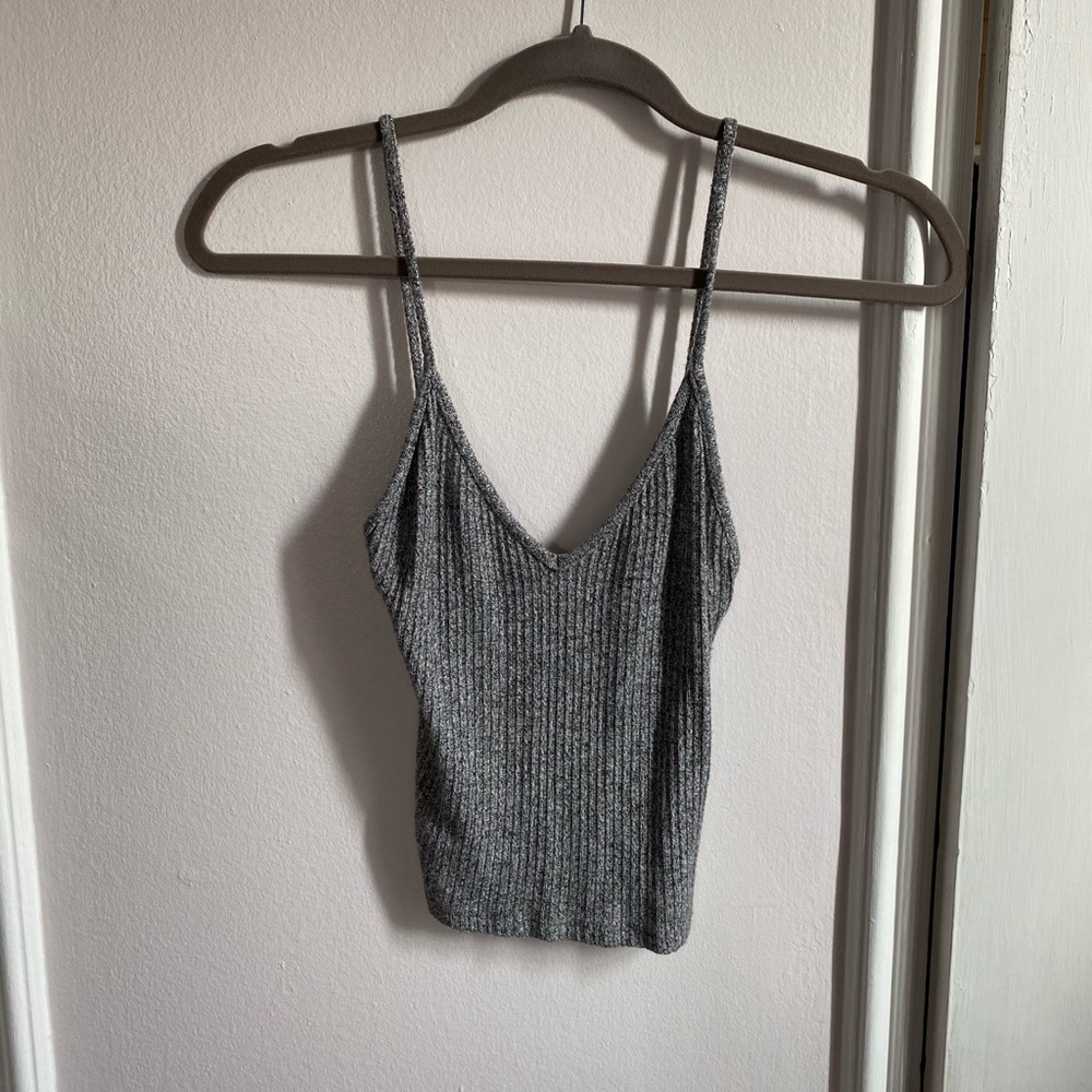 Gray ribbed tank